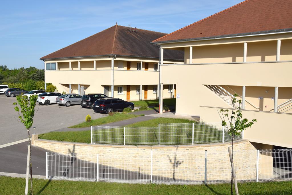 Hotel Logis Des Sources Créney-près-Troyes Exterior foto